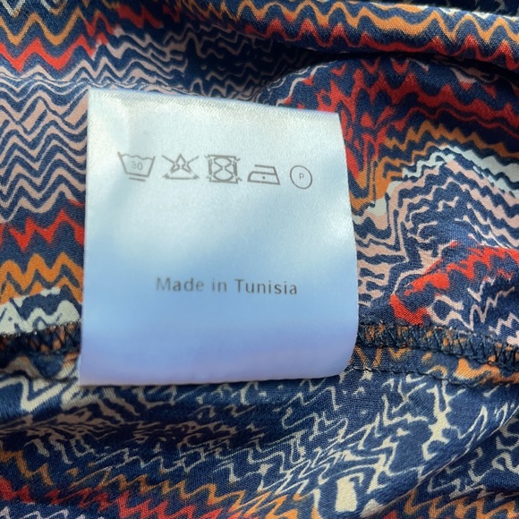 Sandro 100% Silk Dress With Elasticized Waist Sandro Size 1 or US Small - Picture 13 of 15